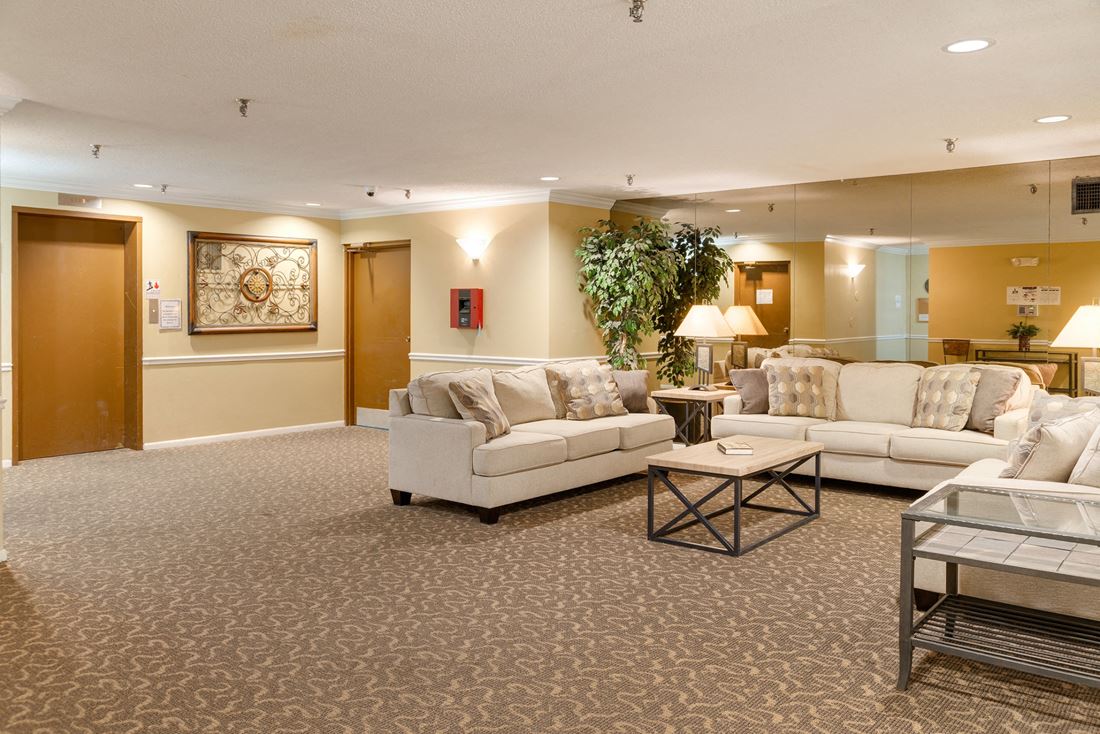 Ingersoll Towers Apartments photo